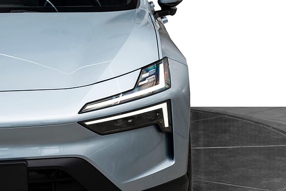 Polestar 4 4 of 5