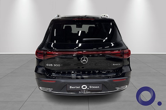 Mercedes-Benz EQB300 4 of 5
