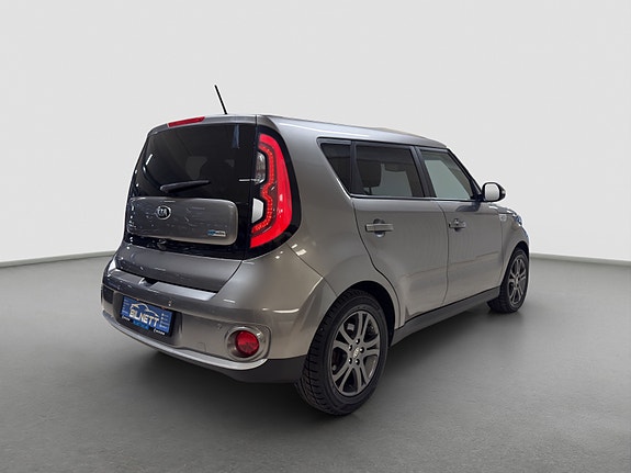 Kia Soul 4 of 5