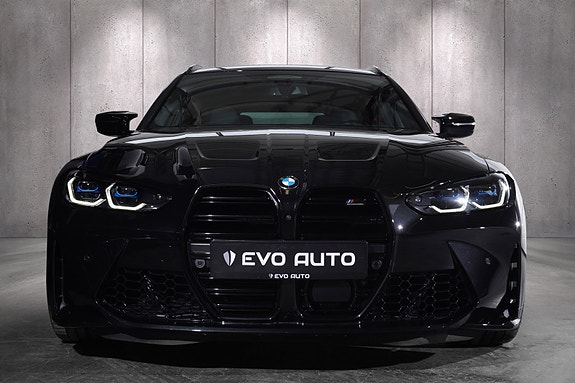 BMW M3 3 of 5