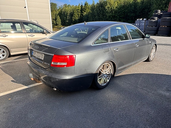 Audi A6 4 of 5