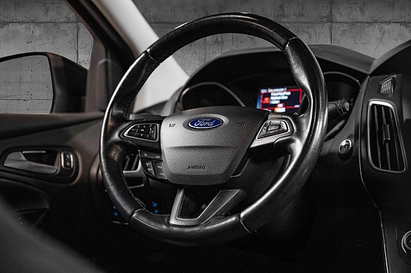 Ford Focus 15 of 27