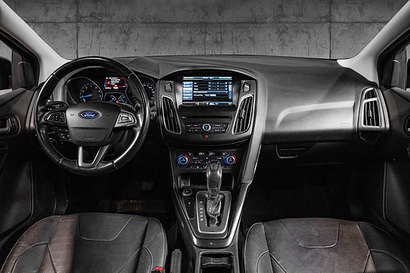 Ford Focus 14 of 27