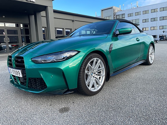 BMW M4 24 of 30