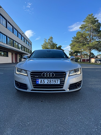 Audi A7 2 of 5