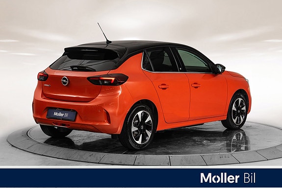 Opel Corsa 2 of 5