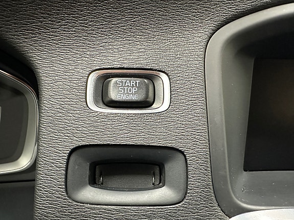 Volvo V60 16 of 30