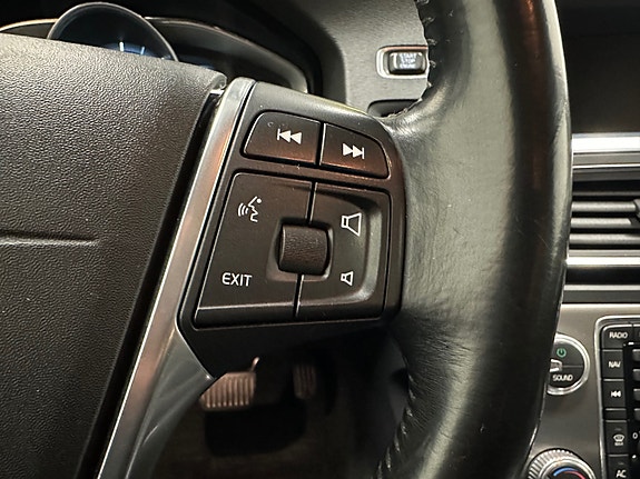 Volvo V60 15 of 30