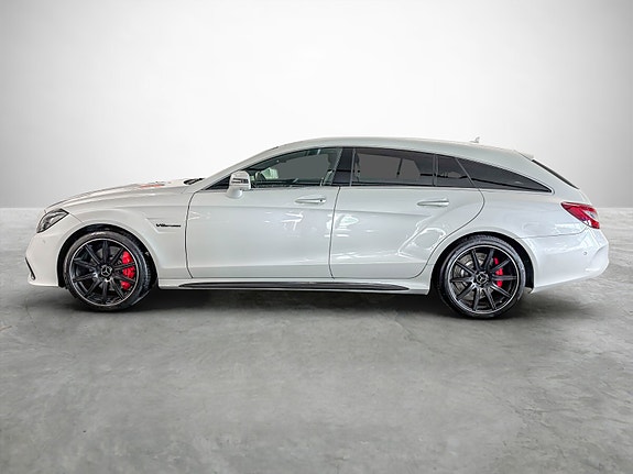Mercedes-Benz CLS63 2 of 5