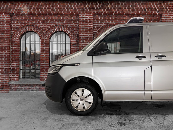 Volkswagen Transporter 2 of 5