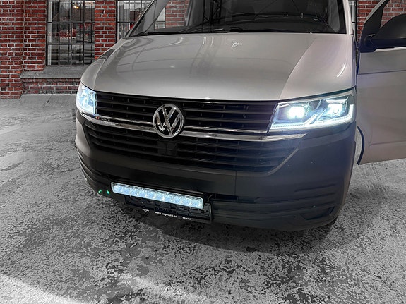 Volkswagen Transporter 5 of 5
