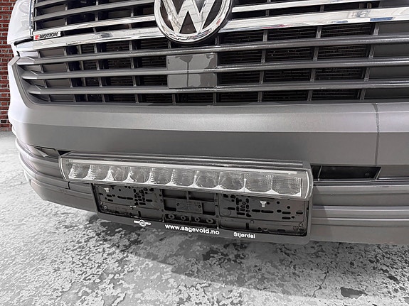 Volkswagen Transporter 4 of 5