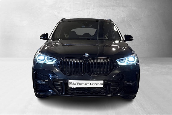 BMW X1 3 of 5