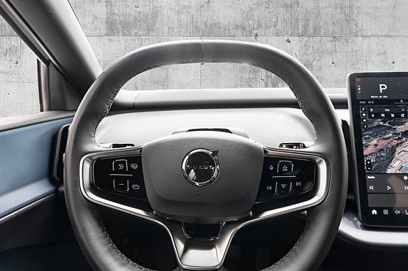 Volvo EX30 14 of 26