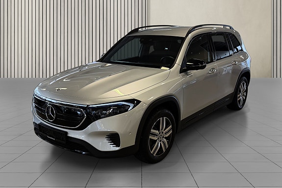Mercedes-Benz EQB300 4 of 5