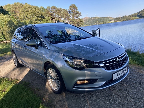 Opel Astra 3 of 5
