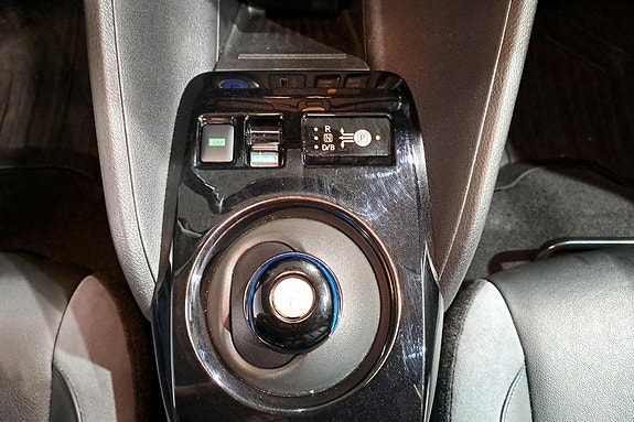 Nissan Leaf 14 of 27