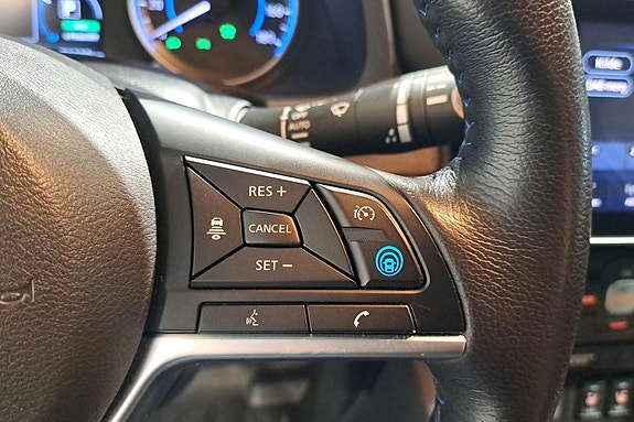Nissan Leaf 16 of 27