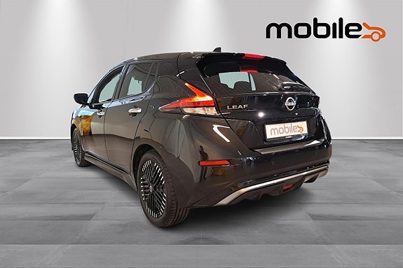 Nissan Leaf 21 of 27