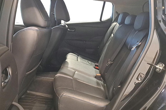Nissan Leaf 7 of 27