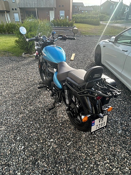Royal Enfield Meteor 350 3 of 10