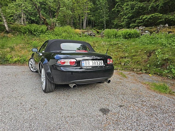 Mazda MX-5 7 of 26