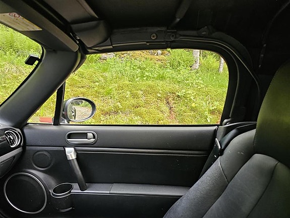 Mazda MX-5 23 of 26