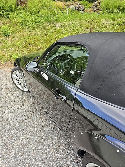 Mazda MX-5 24 of 26