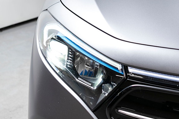 Mercedes-Benz EQA350 4 of 5
