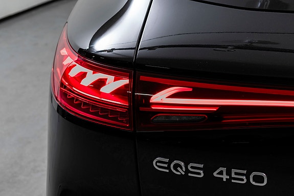 Mercedes-Benz EQS SUV 5 of 5