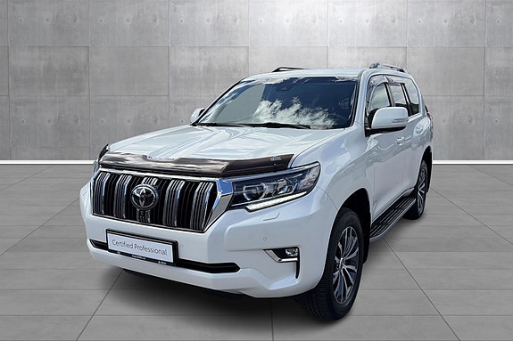 Toyota Land Cruiser 2 of 19