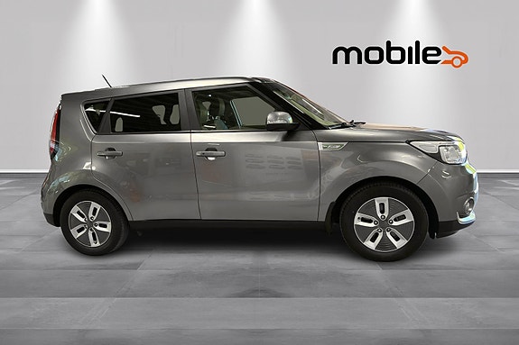 Kia Soul 2 of 5