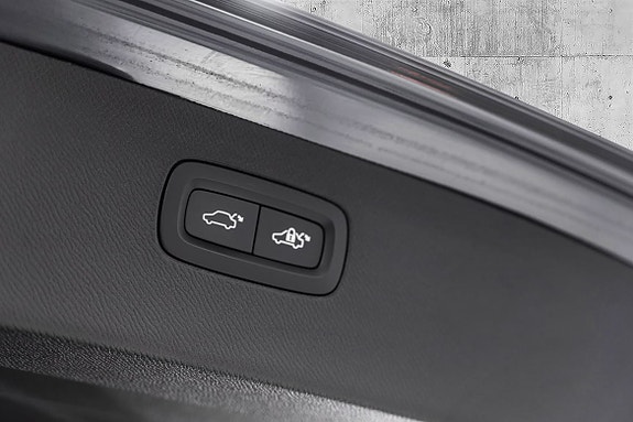 Volvo XC90 24 of 29