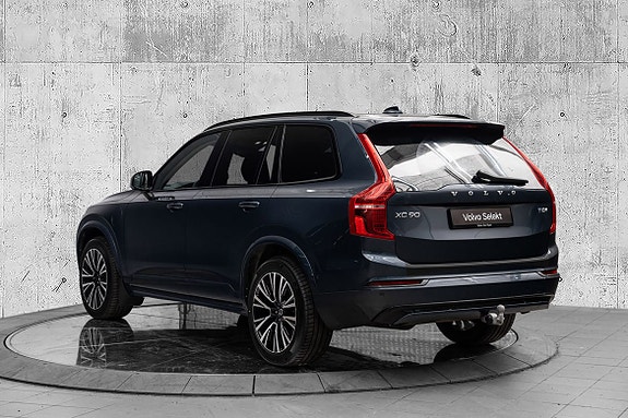 Volvo XC90 5 of 29