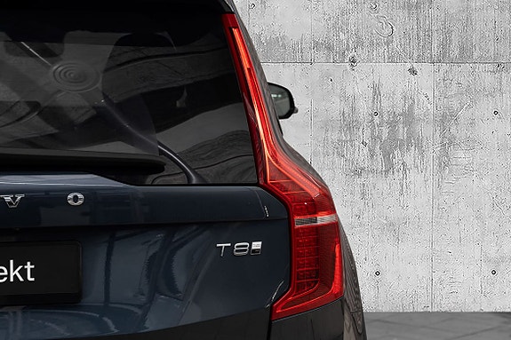 Volvo XC90 8 of 29