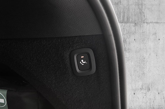 Volvo XC90 28 of 30