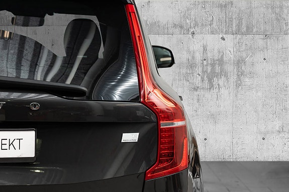 Volvo XC90 9 of 30