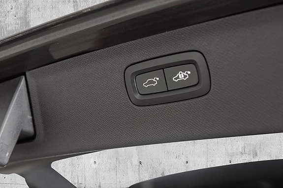 Volvo XC90 29 of 30