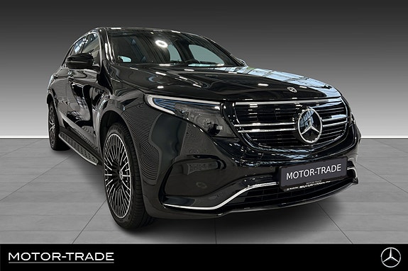 Mercedes-Benz EQC400 3 of 5