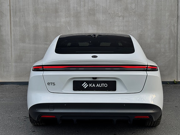 NIO ET5 13 of 30