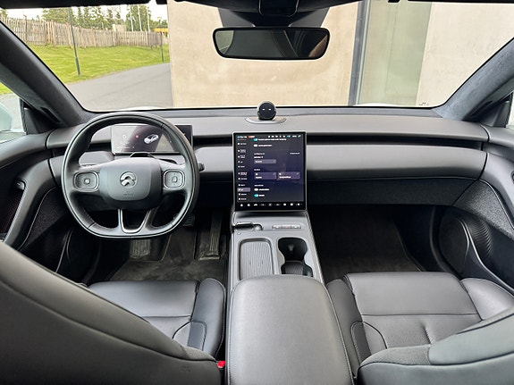 NIO ET5 20 of 30