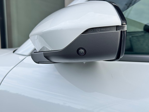 NIO ET5 22 of 30