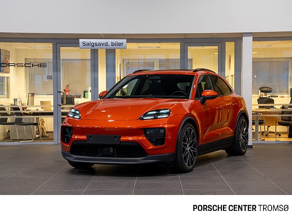 Porsche Macan 4 of 5