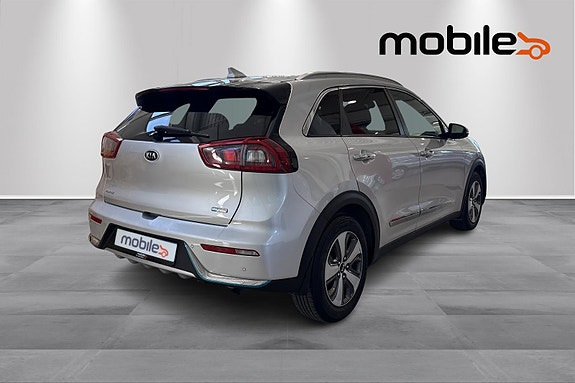 Kia Niro 3 of 5