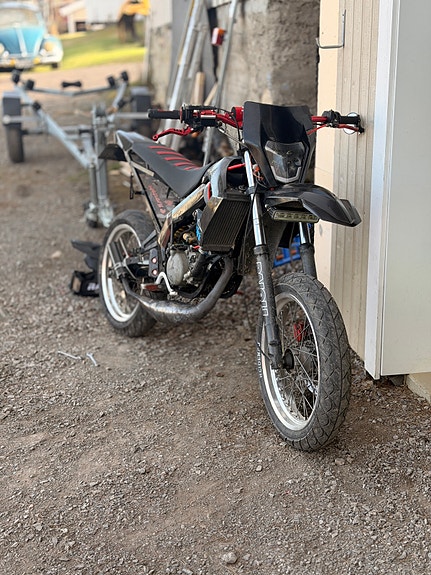 Gilera RCR 50 2 of 5