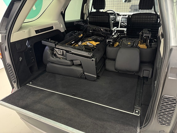 Land Rover Discovery 11 of 30