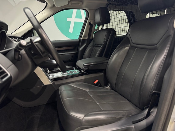 Land Rover Discovery 12 of 30