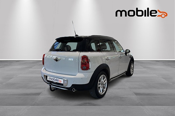 MINI Countryman Cooper 3 of 5
