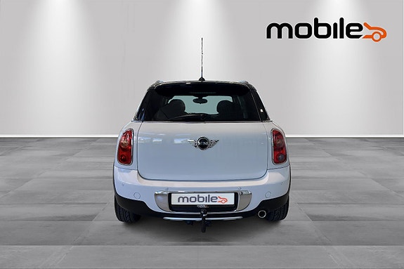MINI Countryman Cooper 4 of 5