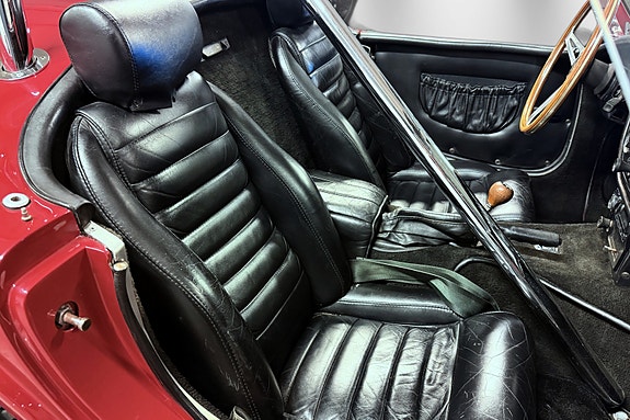 AC Cobra 24 of 30